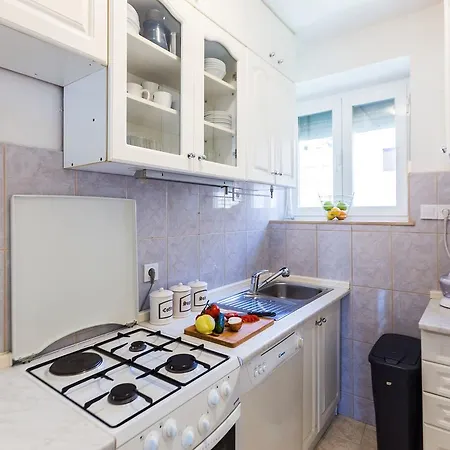 Gajeta 2br With City View Zadar