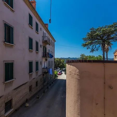 Apartment Gajeta 2br With City View Zadar
